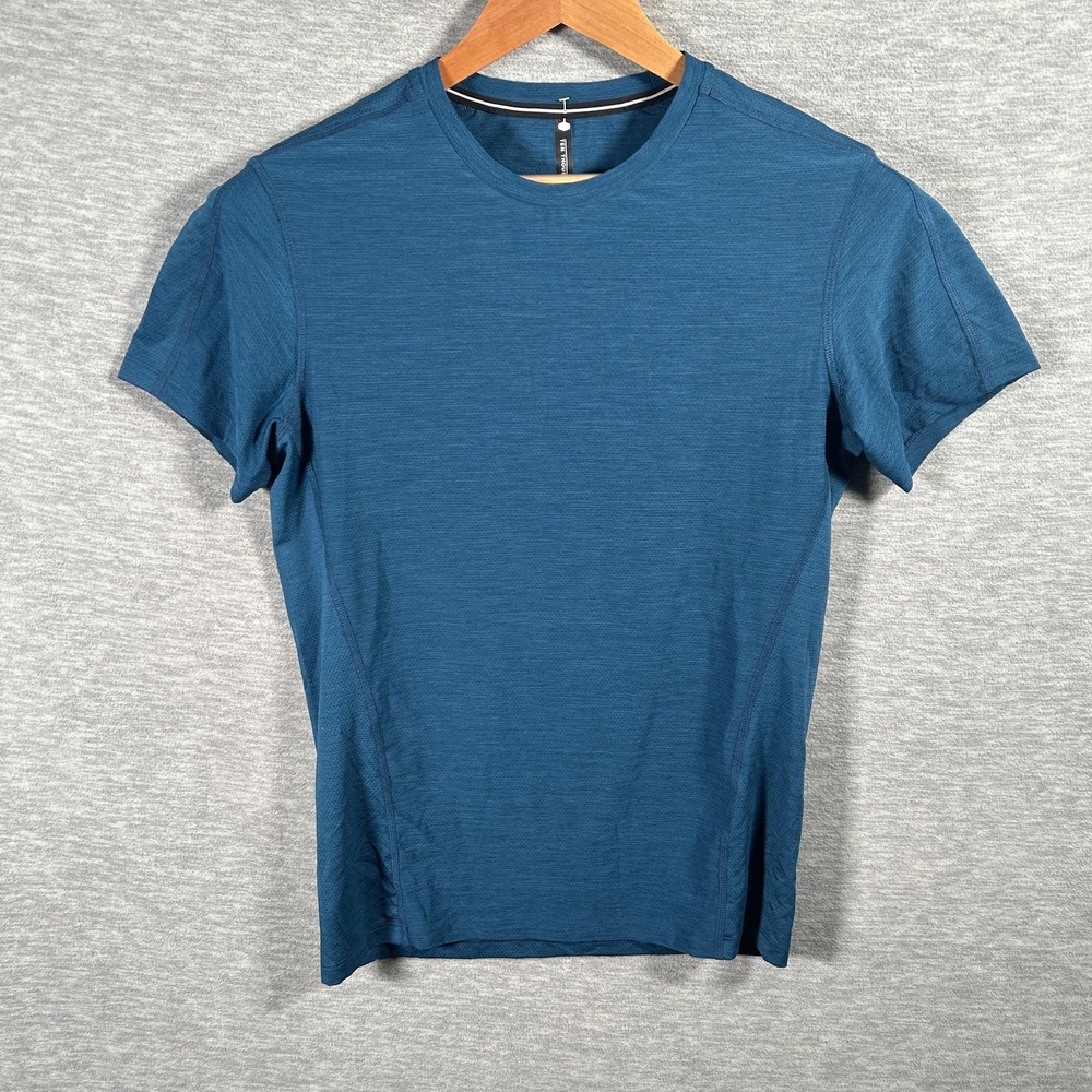 Ten Thousand The Versatile Shirt Mens XS Blue Mesh Crew Neck Athletic Tee NEW